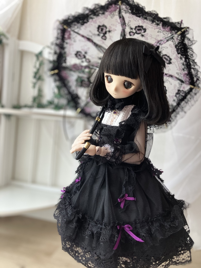 レースパラソル　黒紫のレース　ふちは黒レース
