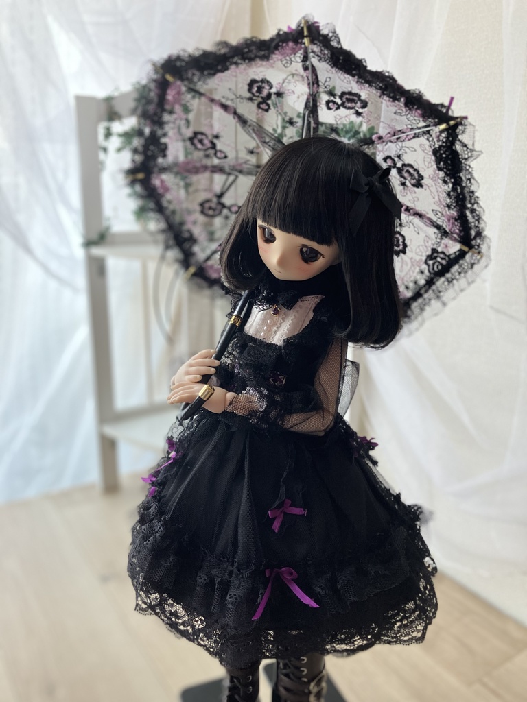 レースパラソル　黒紫のレース　ふちは黒レース