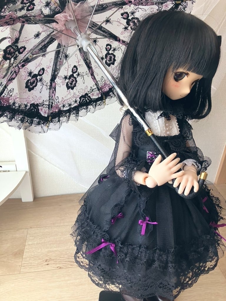 レースパラソル　黒紫のレース　ふちは黒レース