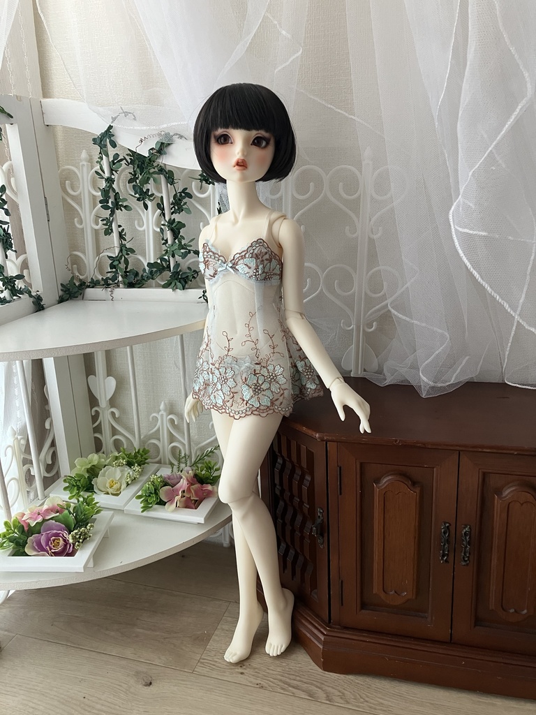 推奨サイズ：DD（M胸）SD13からSD16 　SDgr　スリップドレス　水色花刺繍