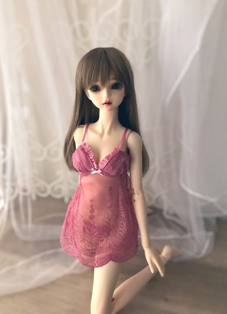 ピンクベース銀糸織り込み　きらきら光るレース仕様　スリップドレス　DD M胸推奨　フリーサイズ　　