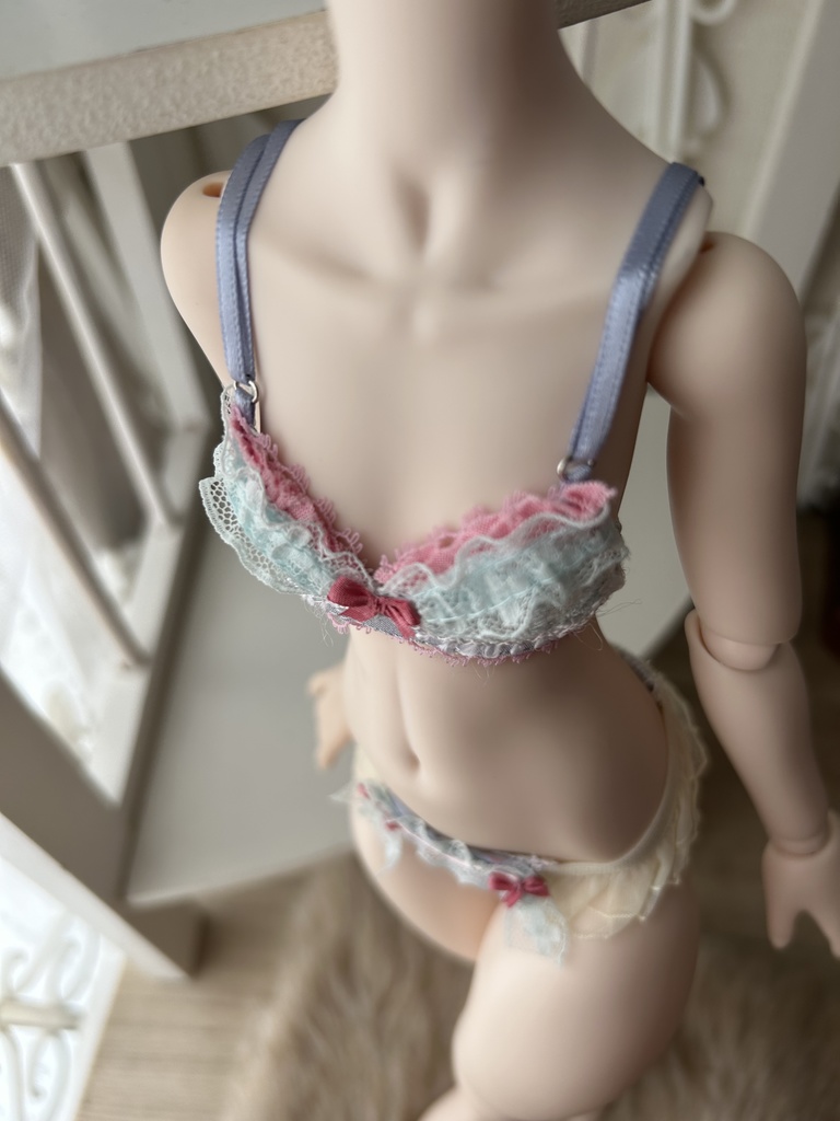 MDD　ランジェリーセット　水色と差し色ピンク　S/M胸用