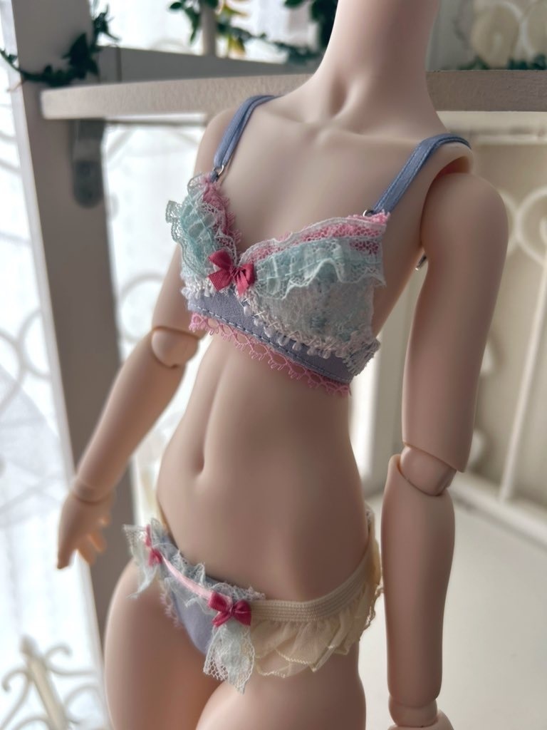 MDD　ランジェリーセット　水色と差し色ピンク　S/M胸用