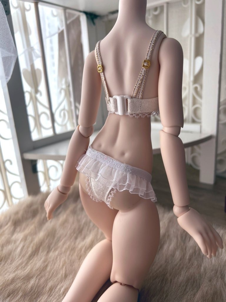 MDD　ランジェリーセット　白の小花ブレード　S/M胸用