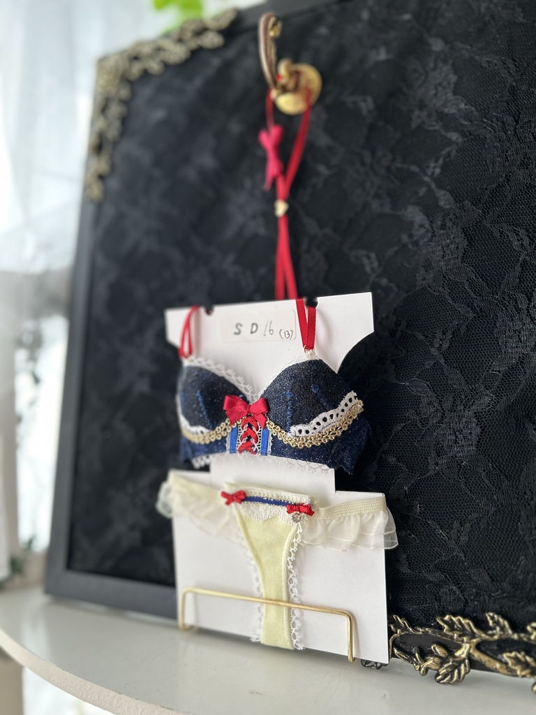 SD16・SD13　姫ランジェリー　赤カチューシャ付き