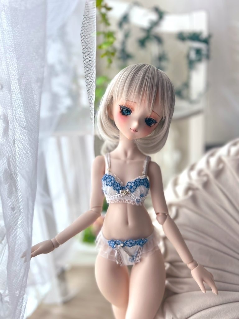 MDD　S胸・M胸　ランジェリーセット　シロベース青い小花＋星のチャーム　C