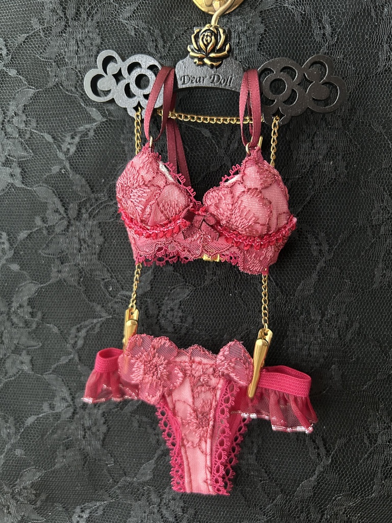  MDD　S胸・M胸　ランジェリーセット アンダー赤ブレードC
