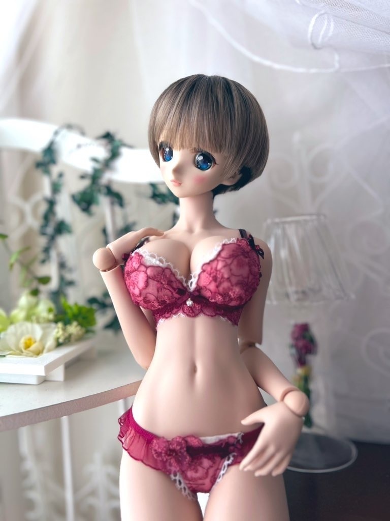 DDDY  L胸・寄せ胸Ok　赤レースランジェリーセット　赤い花レース　A