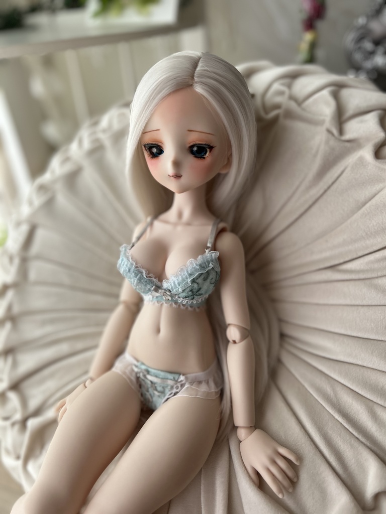 MDD  L胸　ライトグリーン　シルバーサテンリボン