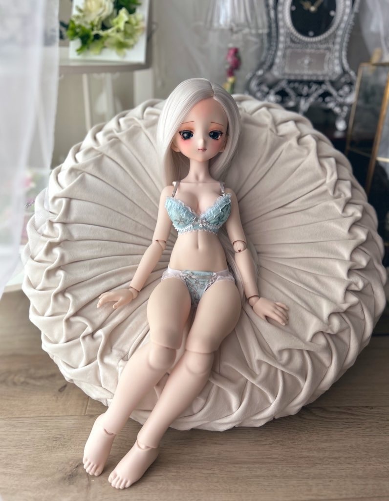 MDD  L胸　ライトグリーン　シルバーサテンリボン