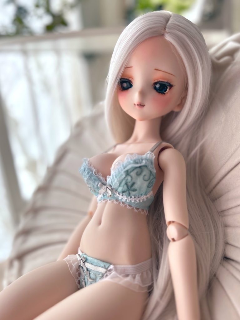 MDD  L胸　ライトグリーン　シルバーサテンリボン