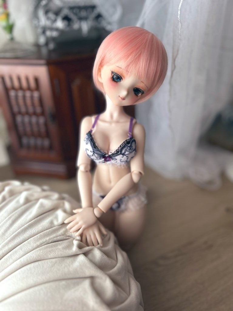 MDD　L胸　紫ベース線画レース　ランジェリーセット