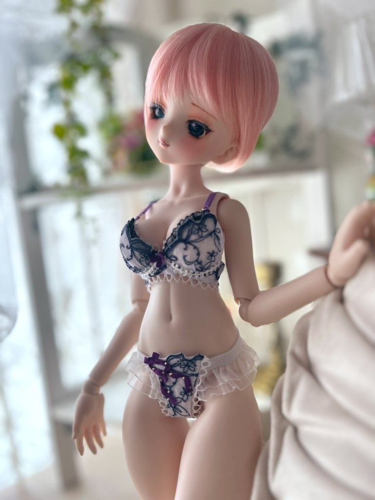 MDD　L胸　紫ベース線画レース　ランジェリーセット
