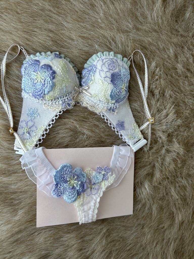 DDDY　青い花　緑レース　①　ランジェリーセット