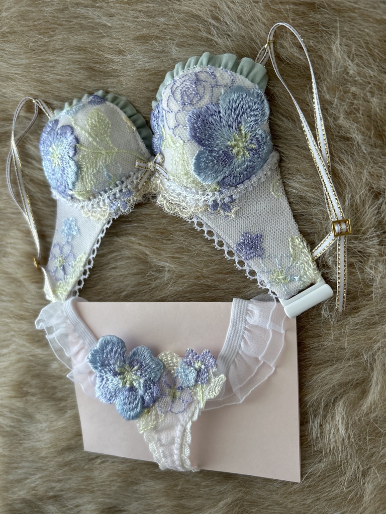 DDDY　青い花　緑レース　①　ランジェリーセット