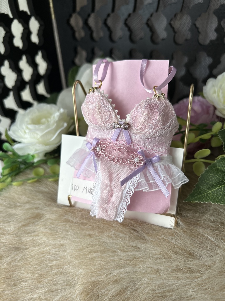 MDD M胸　ピンクランジェリーセット