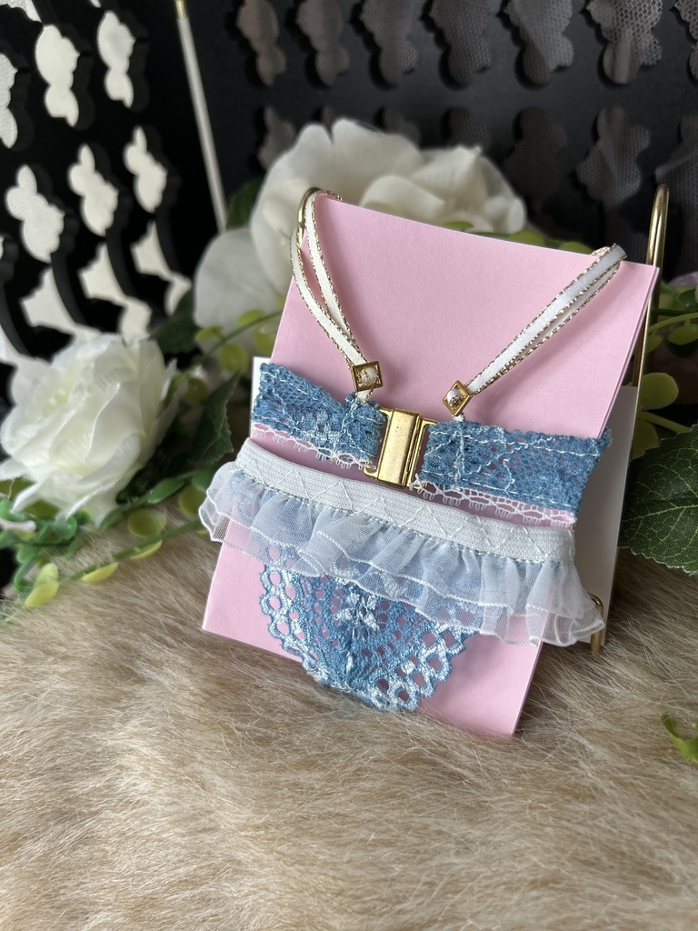 MDD M胸　青レースのランジェリーセット