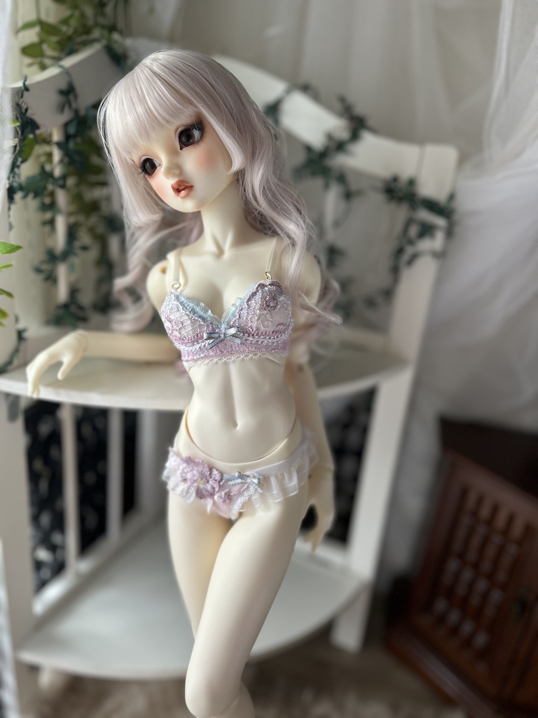 SDgr/DD M胸　　ピンク×水色フリルのランジェ―リ：Ｃ