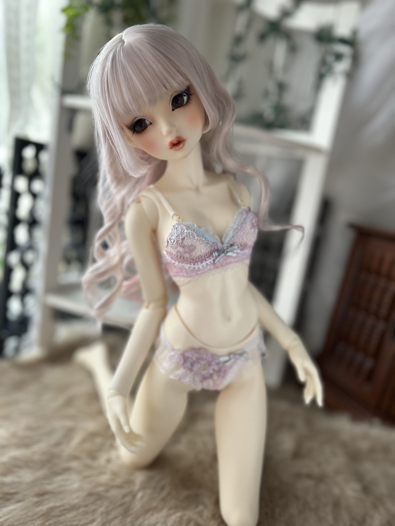 SDgr/DD M胸　　ピンク×水色フリルのランジェ―リー：B