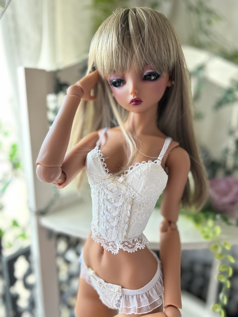 DD/　DDM:M胸専用　コルセット：B