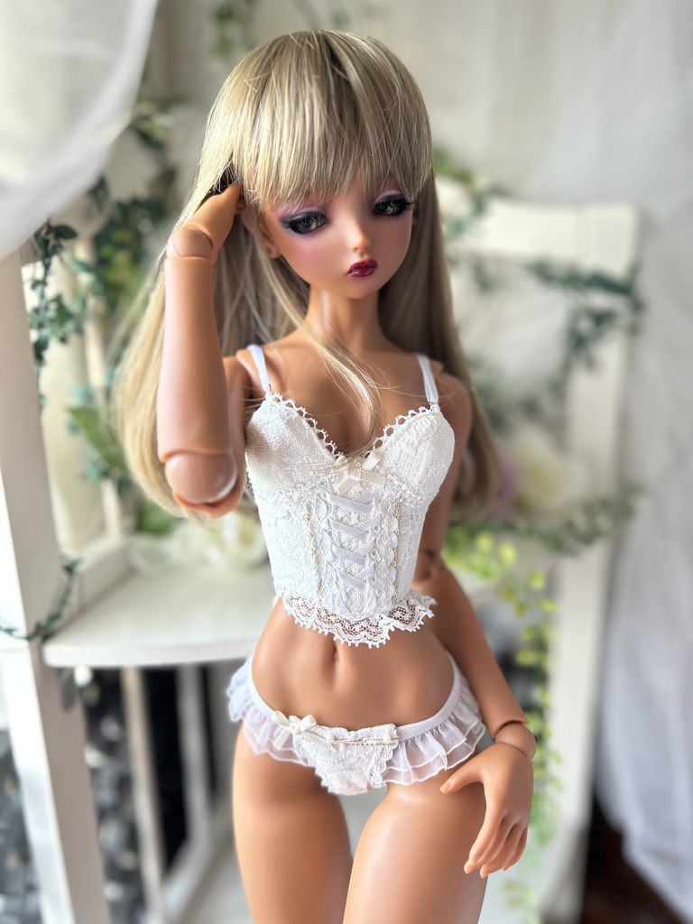 DD/　DDM:M胸専用　コルセット：B