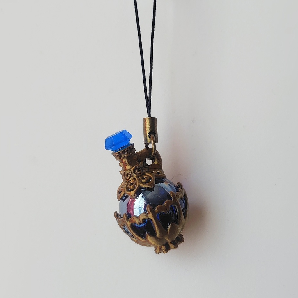 【ブルーポーションストラップ】ファンタジー/魔法のアイテム/レジン/ガラス