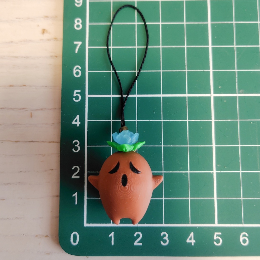 【マンドレイク(青花)ストラップ】ファンタジー/魔法の植物