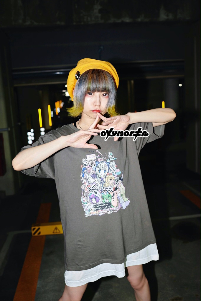 oxymor≠n✖️エース明 Tシャツ