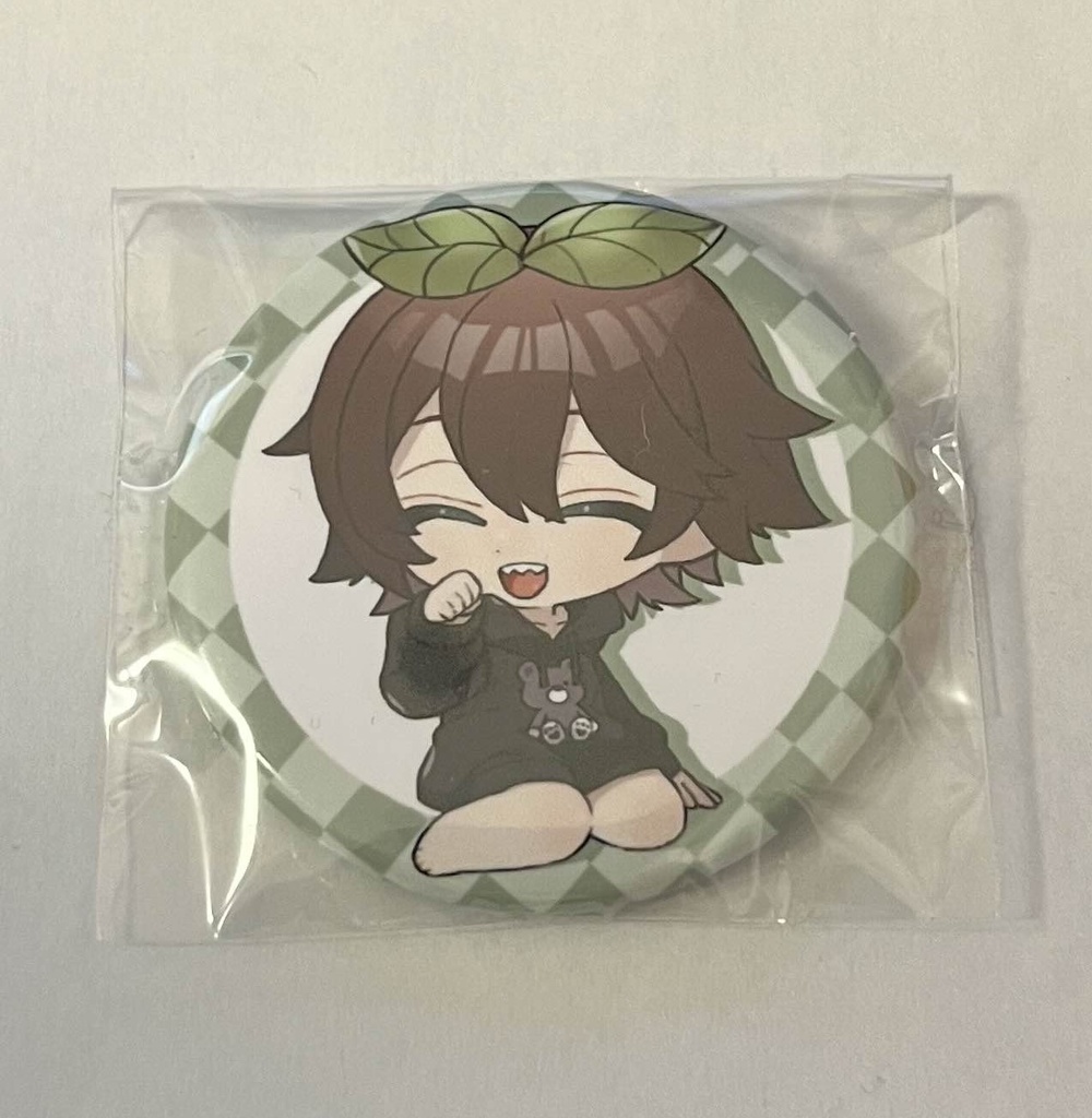 クマパーカー缶バッジ