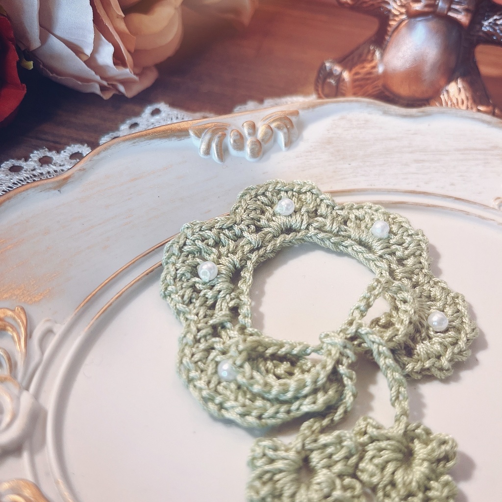 レースとお花のつけ襟