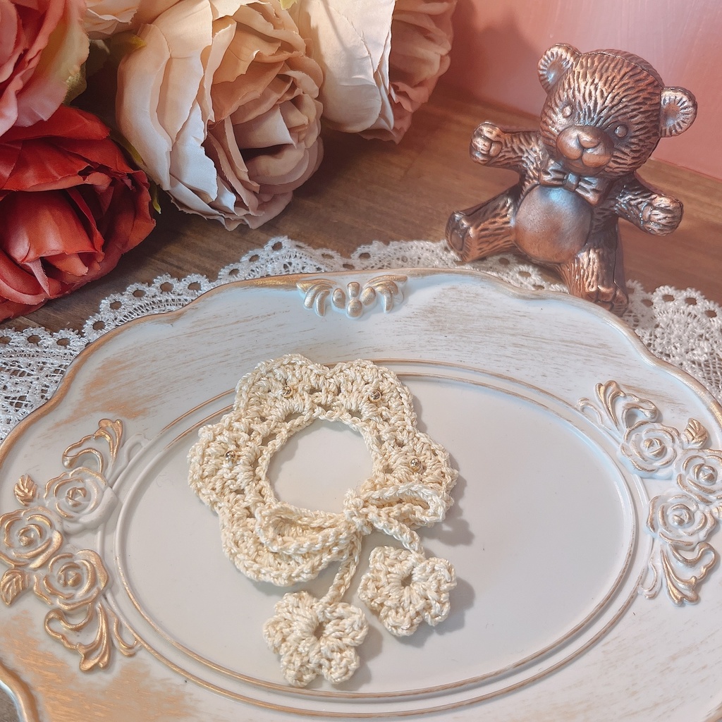 レースとお花のつけ襟