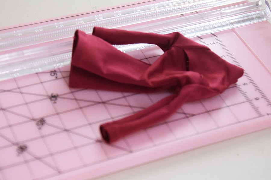 1/12 1/10 1/8 胸元カットアウト ボディコンミニワンピース