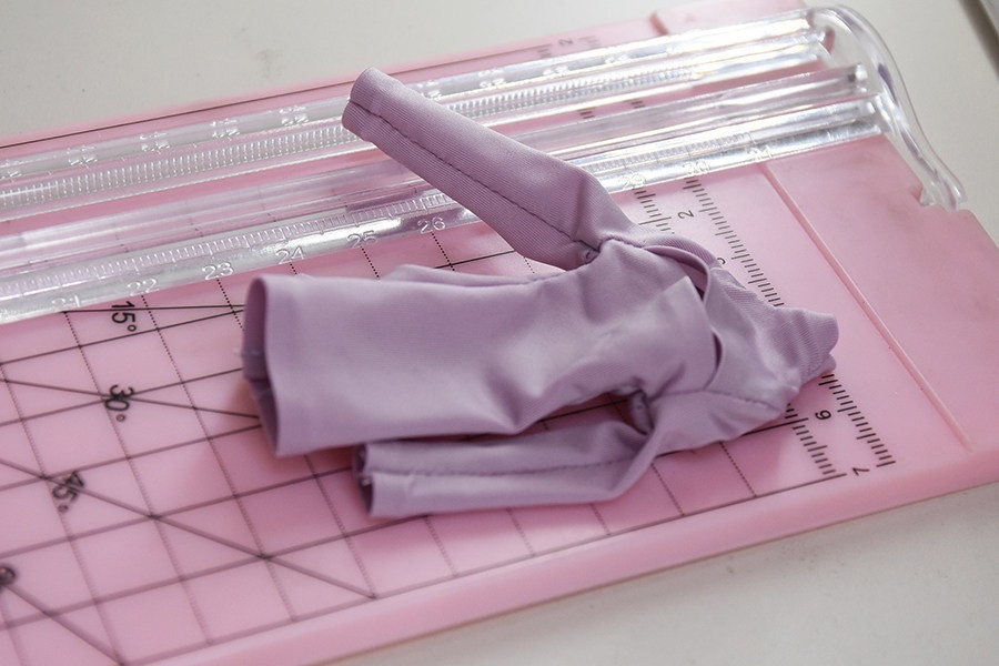 1/12 1/10 1/8 胸元カットアウト ボディコンミニワンピース