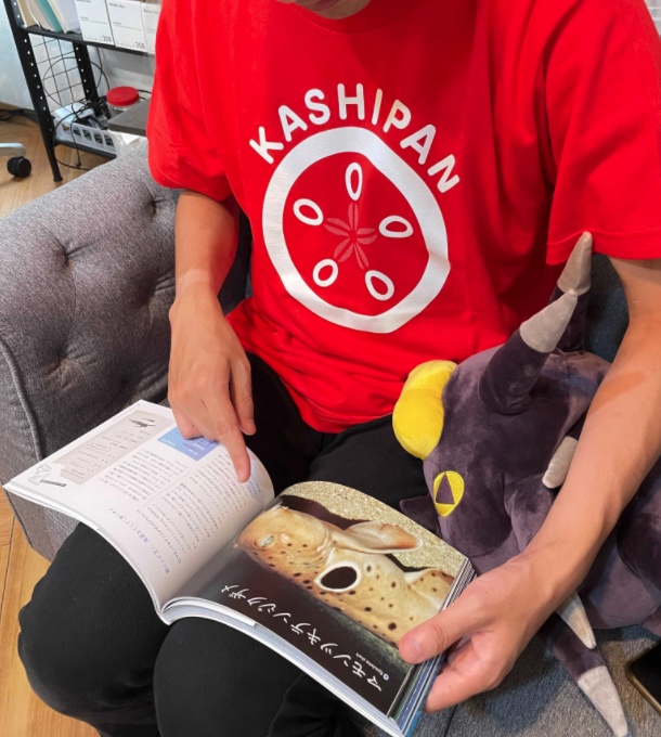 カシパンTシャツ【ゆるふわ生物学】