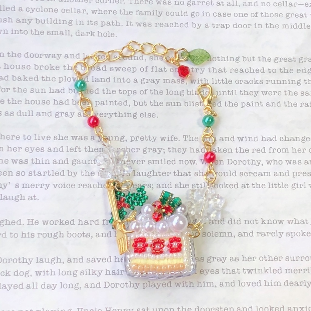 【冬】季節のケーキ 𑁍 ヒイラギ