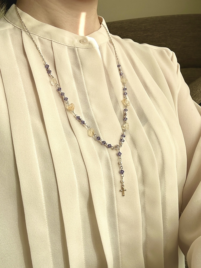 ロザリオ風ネックレス