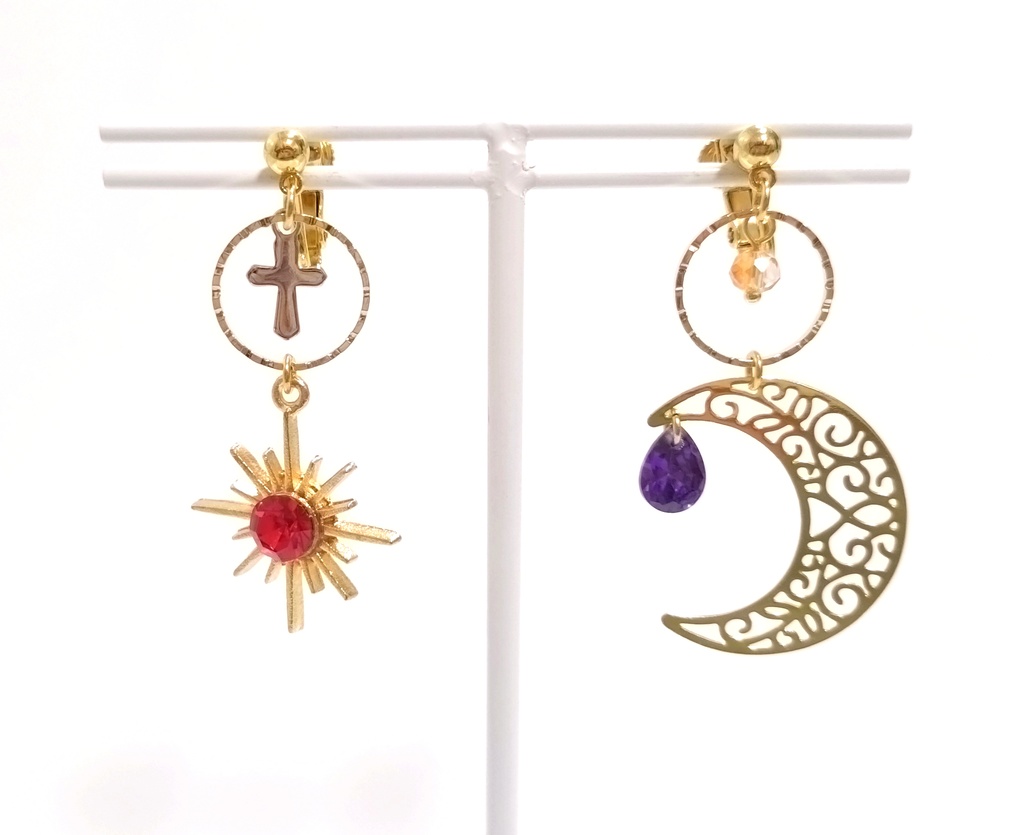 【ロナドラ】【Δロナドラ】太陽と月イメージイヤリング ※ピアス変更可