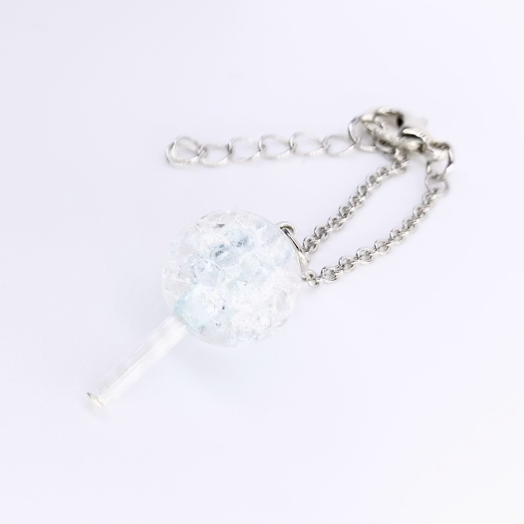 クリアキャンディネックレス