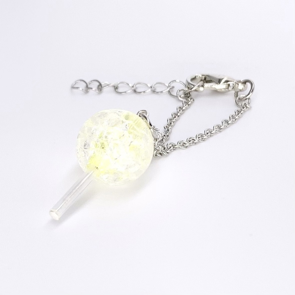 クリアキャンディネックレス