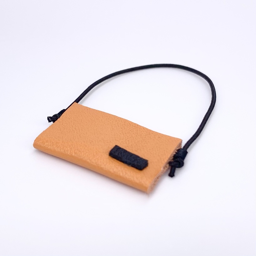 カラーサコッシュ