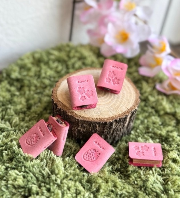 桜🌸革本バッグ