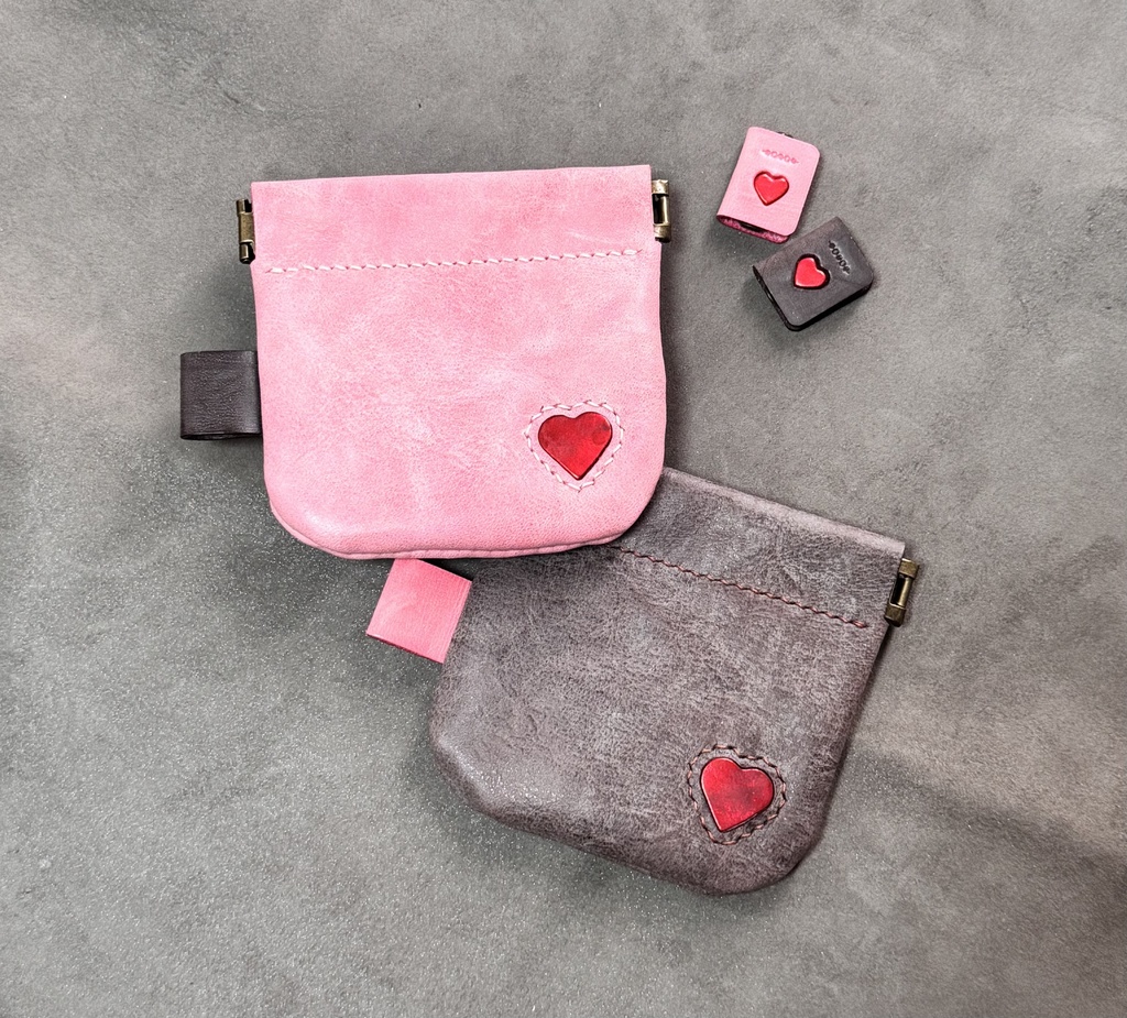 キラキラハートのぱっくんポーチ