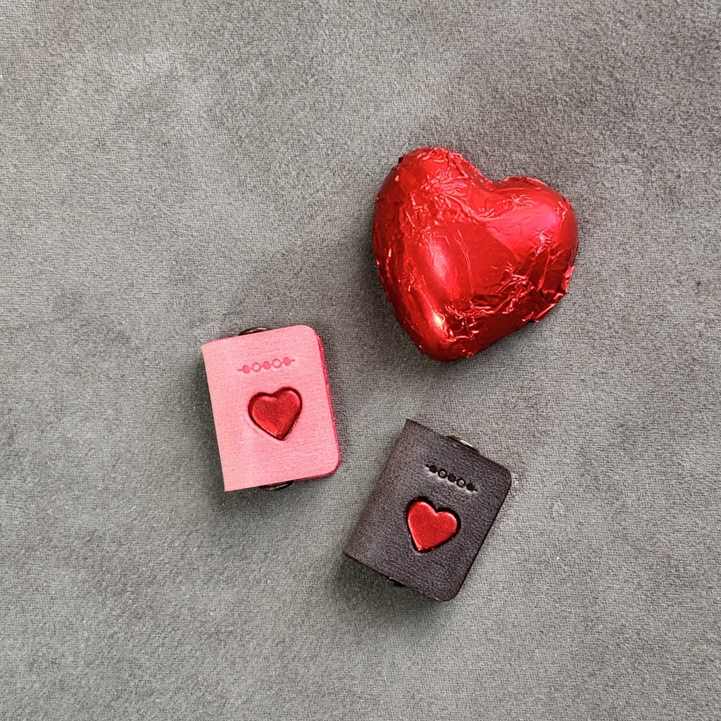 キラキラハートのぱっくんポーチ