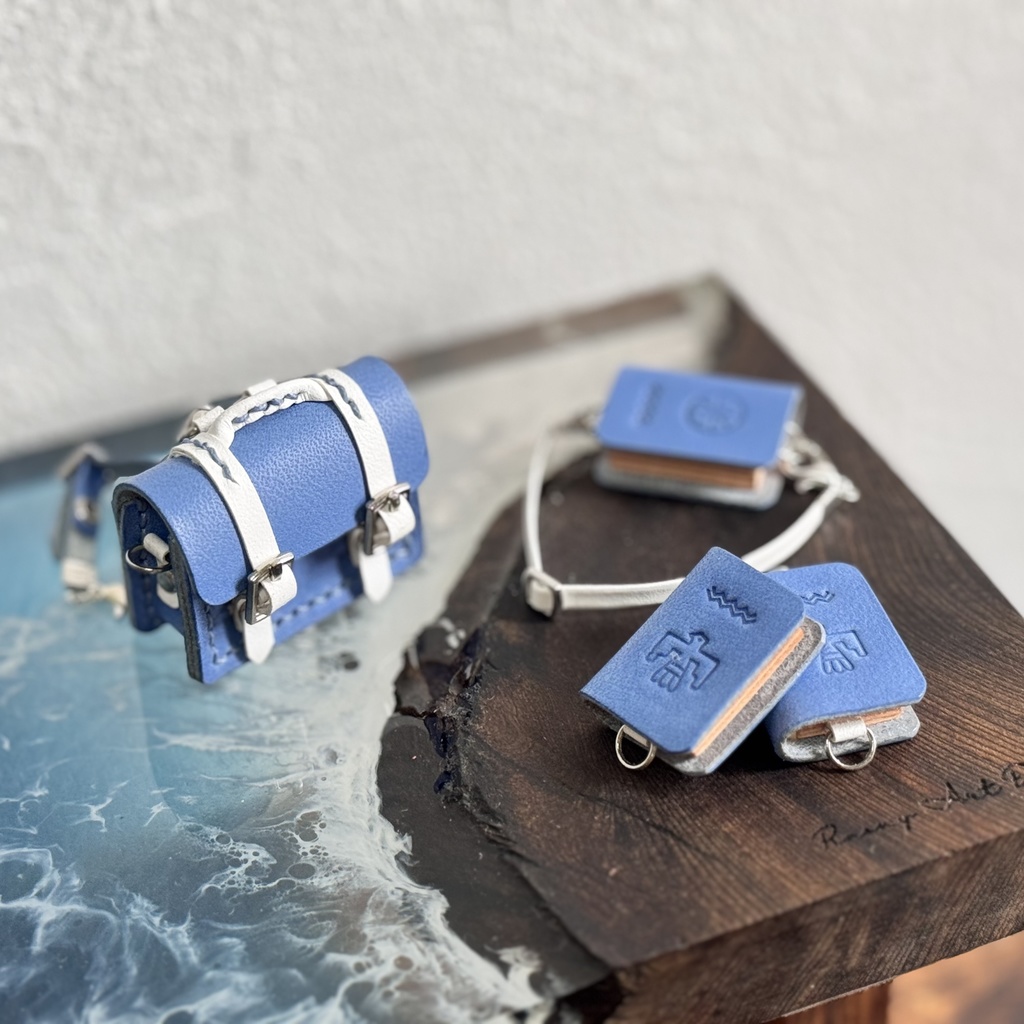 革本バッグ~夏の空色ver.~