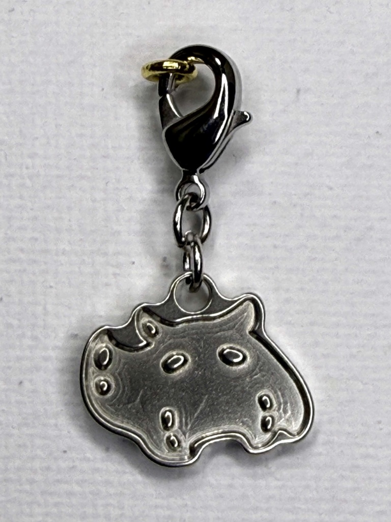 メタルチャーム