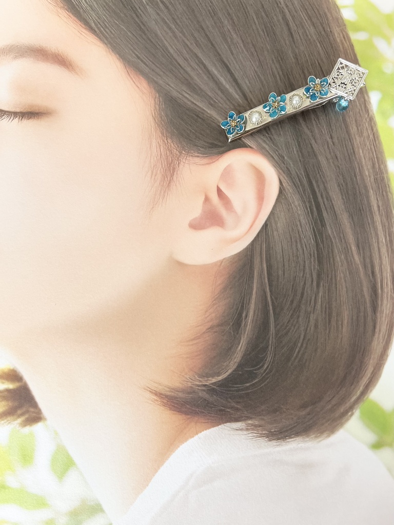 勿忘草の耳飾り+ヘアクリップ