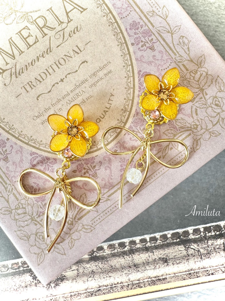 「その花は、みちしるべ」　耳飾り
