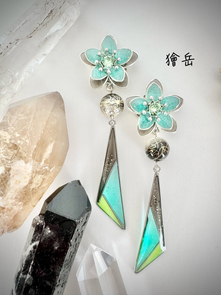 雷兄弟の耳飾り