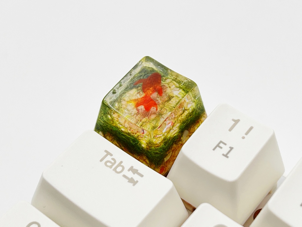 【キーキャップ】金魚と水草