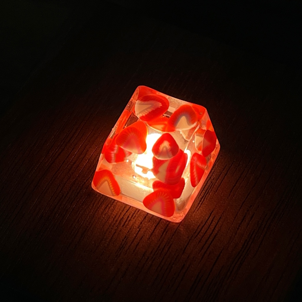 【キーキャップ】いちごもりだくさん